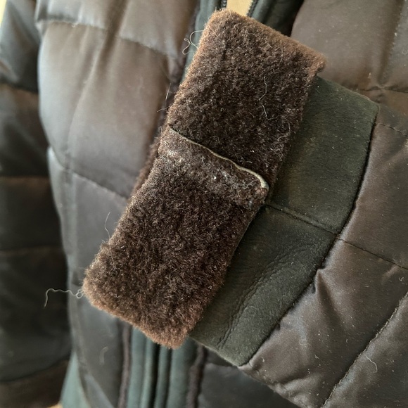 Moncler Black Quilted Puffer Jacket - Size 1 - Picture 8 of 14